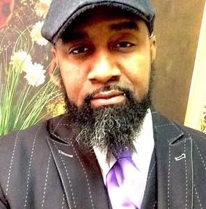 Meet your Posher, Dee